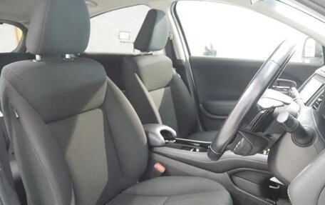 Honda Vezel, 2015 год, 890 000 рублей, 19 фотография
