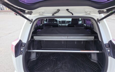 Toyota RAV4, 2017 год, 2 630 000 рублей, 11 фотография
