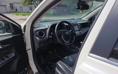Toyota RAV4, 2017 год, 2 630 000 рублей, 15 фотография