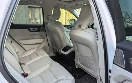 Volvo XC60 II, 2025 год, 6 000 999 рублей, 6 фотография