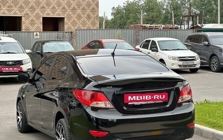 Hyundai Solaris II рестайлинг, 2011 год, 600 000 рублей, 4 фотография