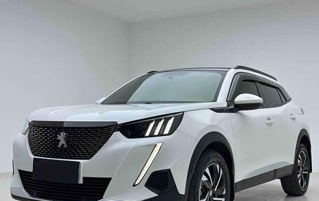 Peugeot 2008 II, 2022 год, 1 385 000 рублей, 1 фотография