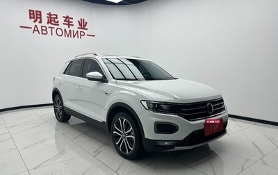 Volkswagen T-Roc I, 2022 год, 1 920 000 рублей, 1 фотография
