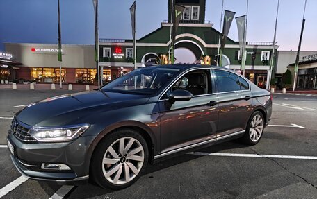 Volkswagen Passat B8 рестайлинг, 2015 год, 1 900 000 рублей, 12 фотография
