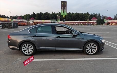 Volkswagen Passat B8 рестайлинг, 2015 год, 1 900 000 рублей, 4 фотография