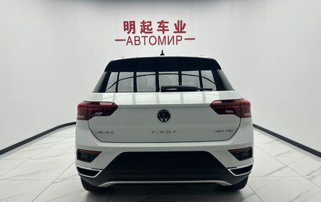 Volkswagen T-Roc I, 2022 год, 1 850 000 рублей, 11 фотография