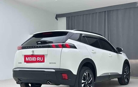Peugeot 2008 II, 2022 год, 1 385 000 рублей, 4 фотография