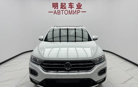 Volkswagen T-Roc I, 2022 год, 2 200 000 рублей, 9 фотография