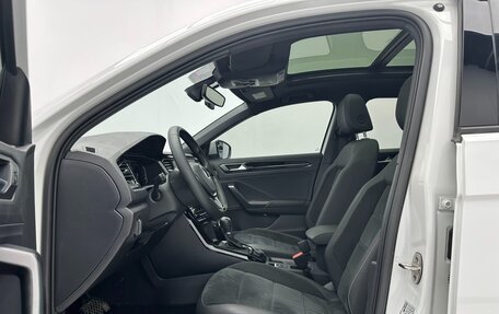 Volkswagen T-Roc I, 2022 год, 2 200 000 рублей, 6 фотография