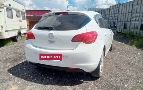 Opel Astra J, 2011 год, 320 000 рублей, 3 фотография