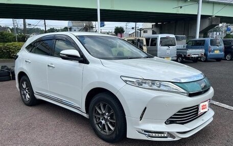 Toyota Harrier, 2018 год, 2 330 000 рублей, 2 фотография
