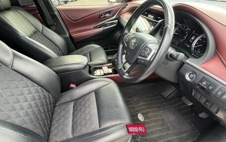 Toyota Harrier, 2018 год, 2 330 000 рублей, 12 фотография