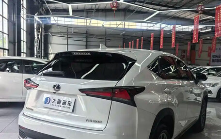 Lexus NX I, 2021 год, 2 600 000 рублей, 5 фотография