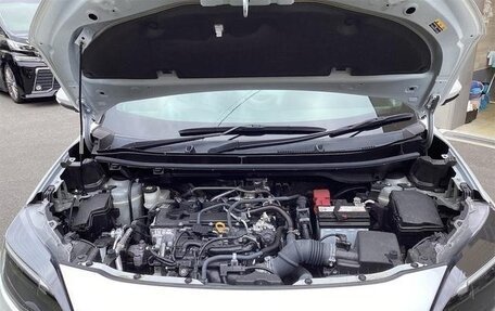 Toyota Yaris Cross, 2023 год, 1 600 000 рублей, 10 фотография