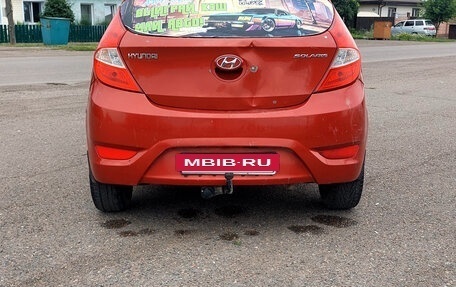 Hyundai Solaris II рестайлинг, 2011 год, 365 000 рублей, 5 фотография