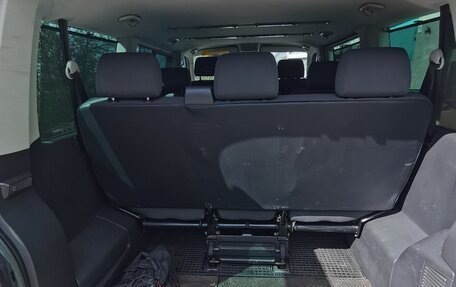 Volkswagen Caravelle T5, 2008 год, 1 790 000 рублей, 5 фотография