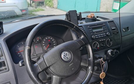 Volkswagen Caravelle T5, 2008 год, 1 790 000 рублей, 8 фотография