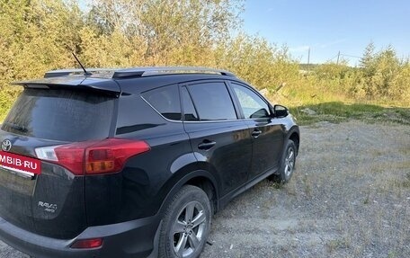 Toyota RAV4, 2015 год, 1 927 000 рублей, 4 фотография