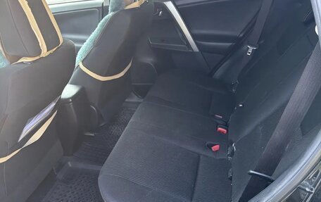 Toyota RAV4, 2015 год, 1 927 000 рублей, 8 фотография