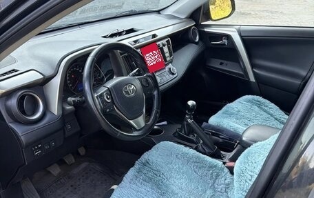 Toyota RAV4, 2015 год, 1 927 000 рублей, 7 фотография