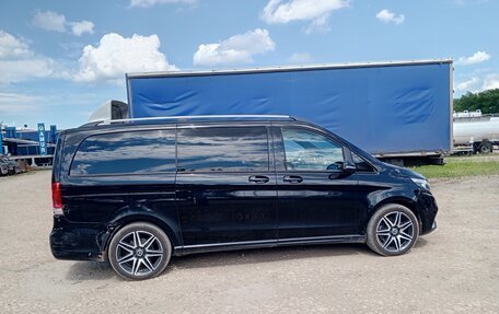 Mercedes-Benz V-Класс, 2018 год, 4 230 000 рублей, 4 фотография