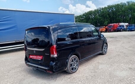 Mercedes-Benz V-Класс, 2018 год, 4 230 000 рублей, 5 фотография