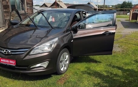 Hyundai Solaris II рестайлинг, 2014 год, 755 000 рублей, 1 фотография