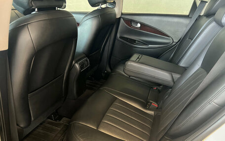 Infiniti QX50 I рестайлинг, 2015 год, 1 700 000 рублей, 13 фотография