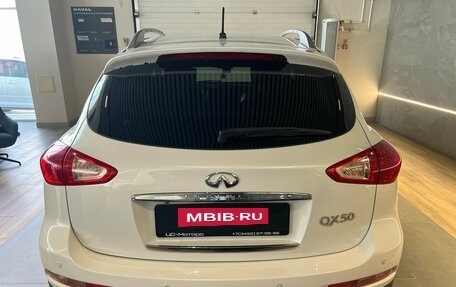 Infiniti QX50 I рестайлинг, 2015 год, 1 700 000 рублей, 5 фотография