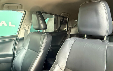 Toyota RAV4, 2017 год, 2 800 000 рублей, 10 фотография