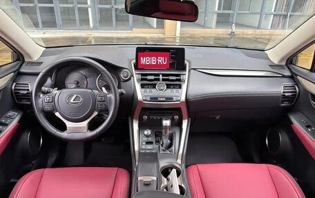 Lexus NX I, 2021 год, 2 700 000 рублей, 8 фотография