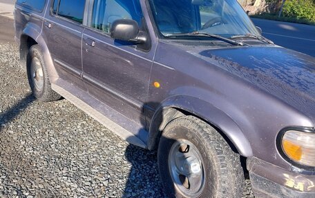 Ford Explorer III, 1998 год, 75 000 рублей, 2 фотография