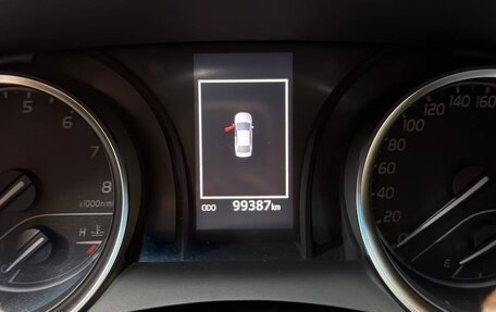 Toyota Camry, 2019 год, 2 900 000 рублей, 9 фотография