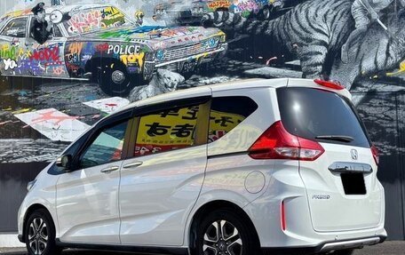 Honda Freed II, 2022 год, 1 230 000 рублей, 7 фотография