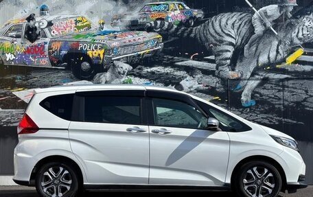 Honda Freed II, 2022 год, 1 230 000 рублей, 4 фотография