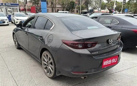 Mazda 3, 2023 год, 1 500 000 рублей, 4 фотография