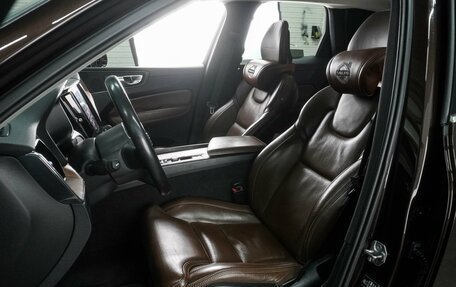 Volvo XC60 II, 2018 год, 3 869 000 рублей, 10 фотография