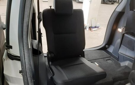 Toyota Sienta II, 2017 год, 810 000 рублей, 14 фотография