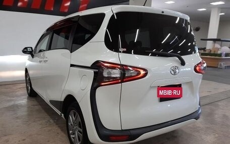Toyota Sienta II, 2017 год, 810 000 рублей, 28 фотография