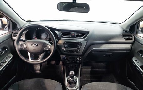 KIA Rio III рестайлинг, 2014 год, 725 000 рублей, 9 фотография