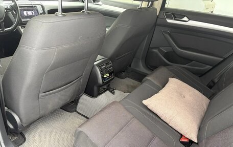 Volkswagen Passat B8 рестайлинг, 2015 год, 1 650 000 рублей, 9 фотография