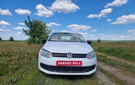 Volkswagen Polo VI (EU Market), 2013 год, 720 000 рублей, 4 фотография