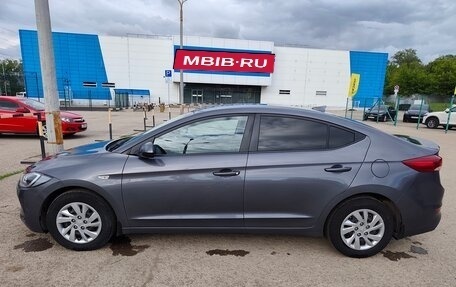 Hyundai Elantra VI рестайлинг, 2018 год, 1 580 000 рублей, 5 фотография