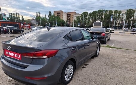 Hyundai Elantra VI рестайлинг, 2018 год, 1 580 000 рублей, 3 фотография