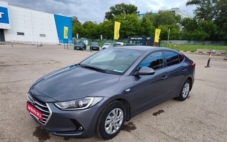 Hyundai Elantra VI рестайлинг, 2018 год, 1 580 000 рублей, 7 фотография