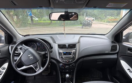 Hyundai Solaris II рестайлинг, 2016 год, 690 000 рублей, 13 фотография