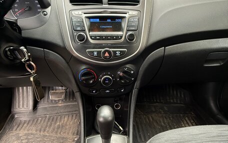 Hyundai Solaris II рестайлинг, 2016 год, 690 000 рублей, 9 фотография