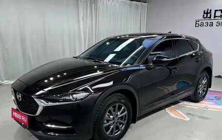 Mazda CX-4, 2023 год, 1 900 000 рублей, 3 фотография