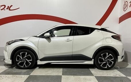 Toyota C-HR I рестайлинг, 2017 год, 1 350 000 рублей, 2 фотография