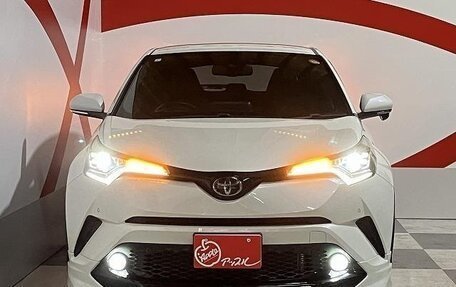Toyota C-HR I рестайлинг, 2017 год, 1 350 000 рублей, 5 фотография